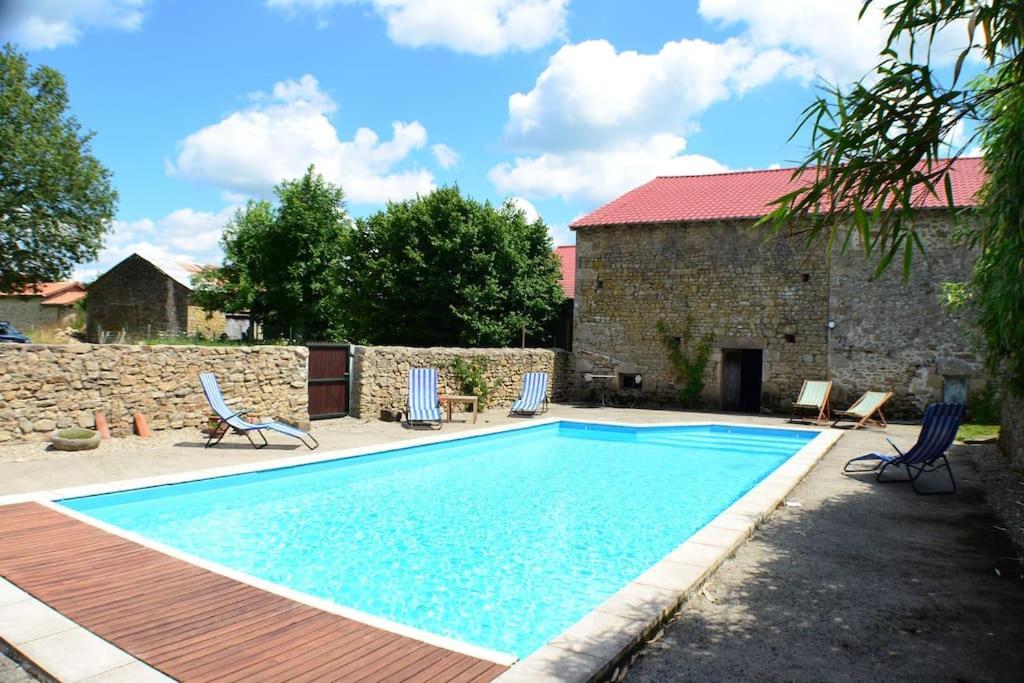 Two Hoots - Farmhouse With Summer Pool. Châteauponsac Exteriér fotografie